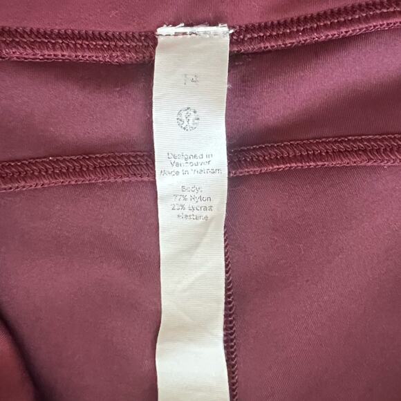 Lululemon Women’s Invigorate High Rise Biker Shorts In Cassis  Burgundy Size 14 - Picture 5 of 12